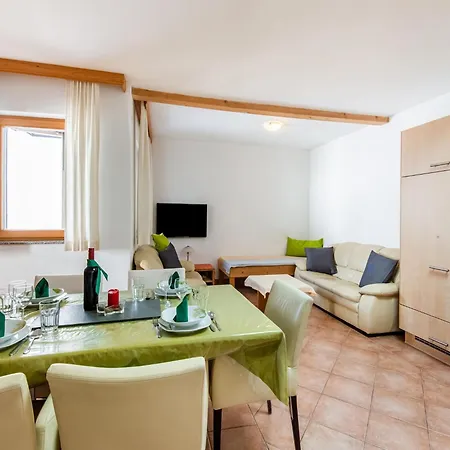 In Aschau Near Kaltenbach Lift Apartament *